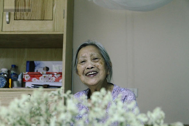 cụ bà 87 tuổi vẫn quyết ly hôn vì chồng quá lười
