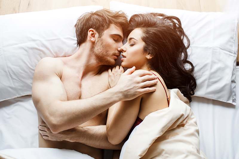Khi đàn ông lên đỉnh có biểu hiện gì?
