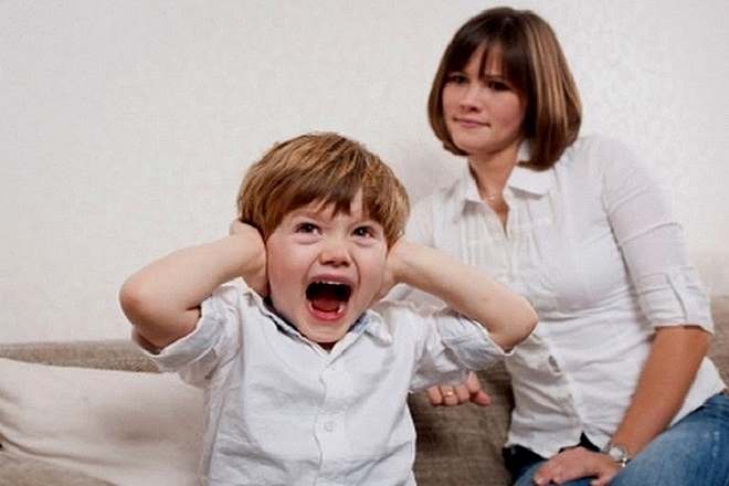 cách dạy con trai bướng bỉnh