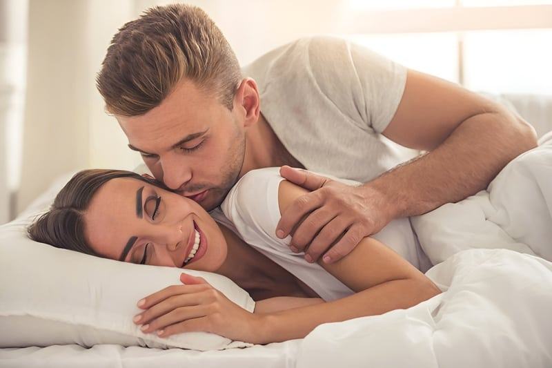 Sử dụng ngôn ngữ gợi cảm